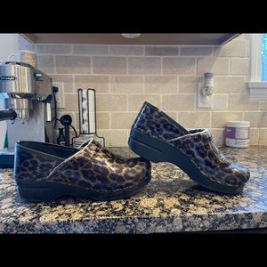 Leopard Dansko clogs 39